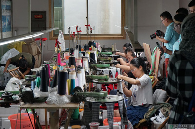 綠意賦能，織就未來(lái)——記綠色長(zhǎng)征長(zhǎng)江之歌實(shí)踐團(tuán)探訪安吉美麗鄉(xiāng)村與生態(tài)紡織品研發(fā)